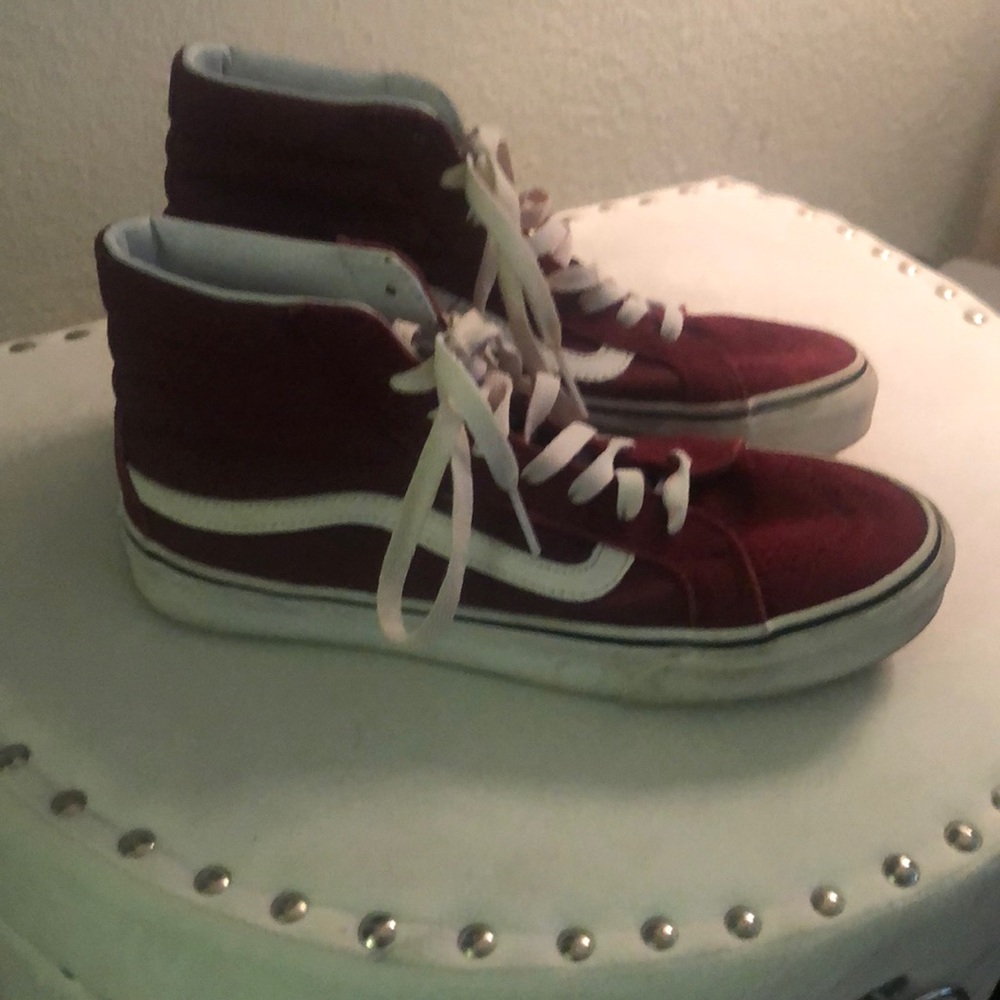 Sk8 hi maroon vans